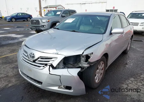 2008 Toyota Camry Xle z USA, uszkodzony, nr VIN 4T1BE46K08U198251